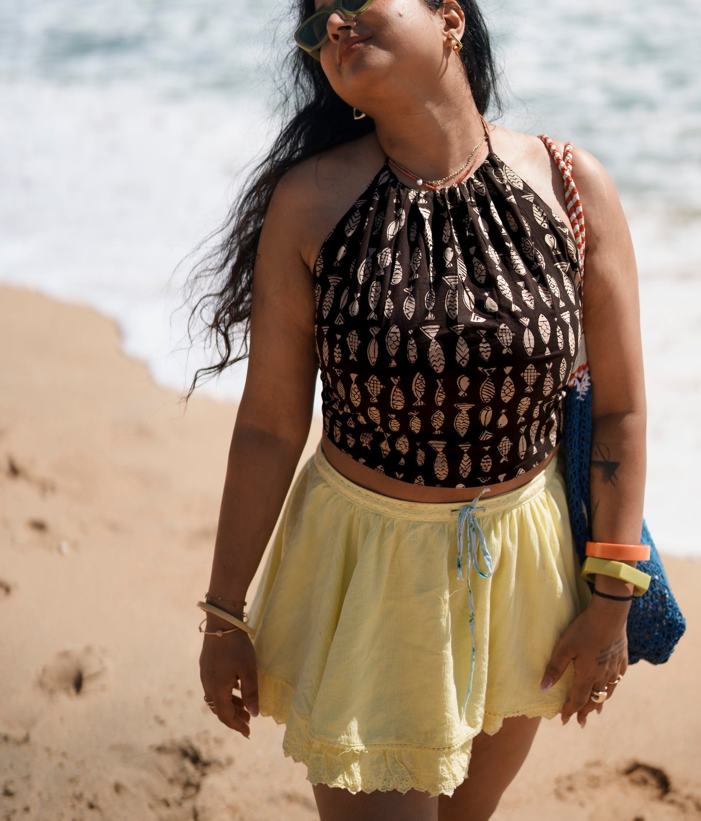 'IT'S BACKLESS' TOP-MEENIKA
