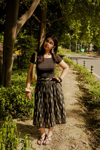HOUR-GLASS SKIRT- vanika